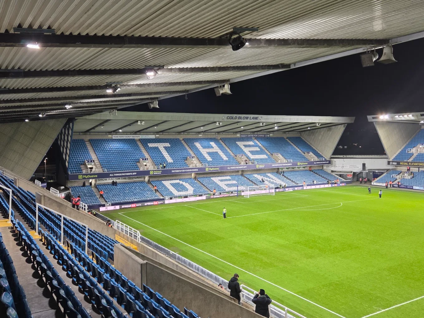 The Den Stadium: A Landmark Football Venue in London And A Reference For Modern Stadium Projects