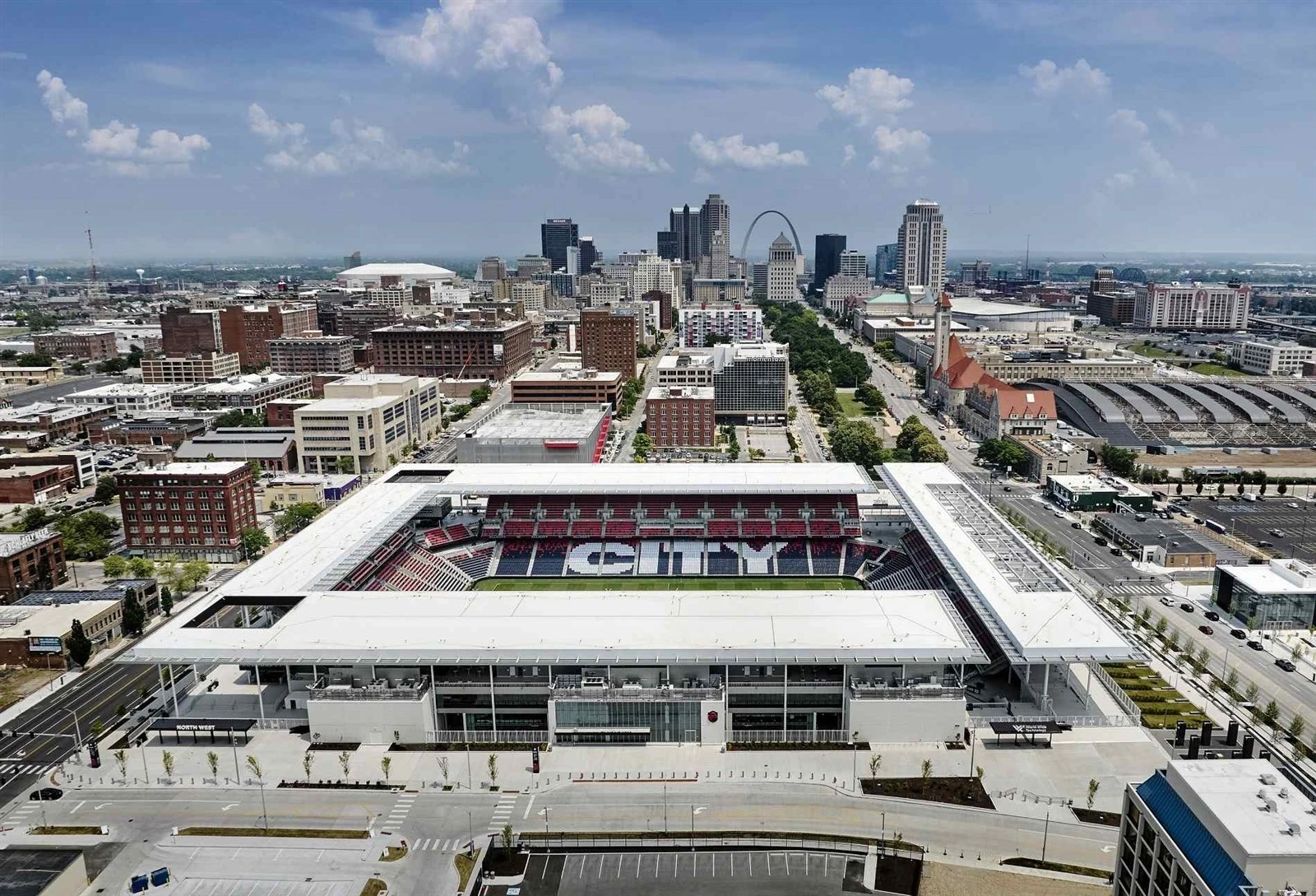 HOK: A Global Architecture and Engineering Firm Shaping the Future of Sports Venues HOK: A Global Architecture and Engineering Firm Shaping the Future of Sports Venues
